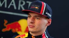Verstappen rinnova con la Red Bull fino al 2028: «Ora voglio restare con il numero uno sulla macchina per molto tempo»