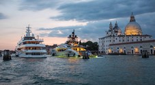 Venezia, a giugno salone nautico anche in laguna. Per gli yacht accordo tra i tre porti della città storica