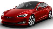 Tesla, è elettrica l'auto più prestazionale del mondo: una berlina di 5 metri, 0-100 in 2"