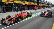 Tensione Leclerc-Sainz dopo le qualifiche in Australia. Charles: «Mi ha rallentato». Ecco cosa è successo