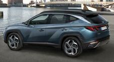 Nuova Tucson, il Suv Hyundai alza l'asticella. Design intrigante, un pieno di tecnologia e motori ibridi