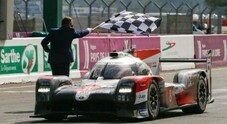 Toyota nella leggenda: conquista la terza 24 Ore di Le Mans consecutiva e si porta definitivamente in Giappone il Trofeo