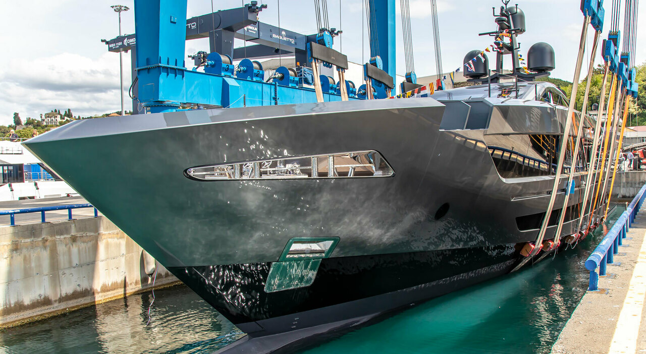 Rush, yacht planante di 42 metri in alluminio nuovo gioiello di Baglietto