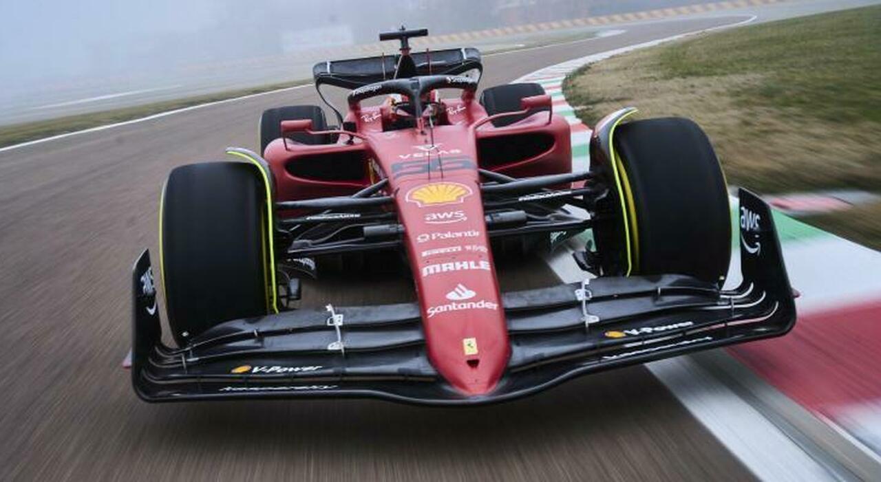 La Ferrari F1-75 in pista a Fiorano