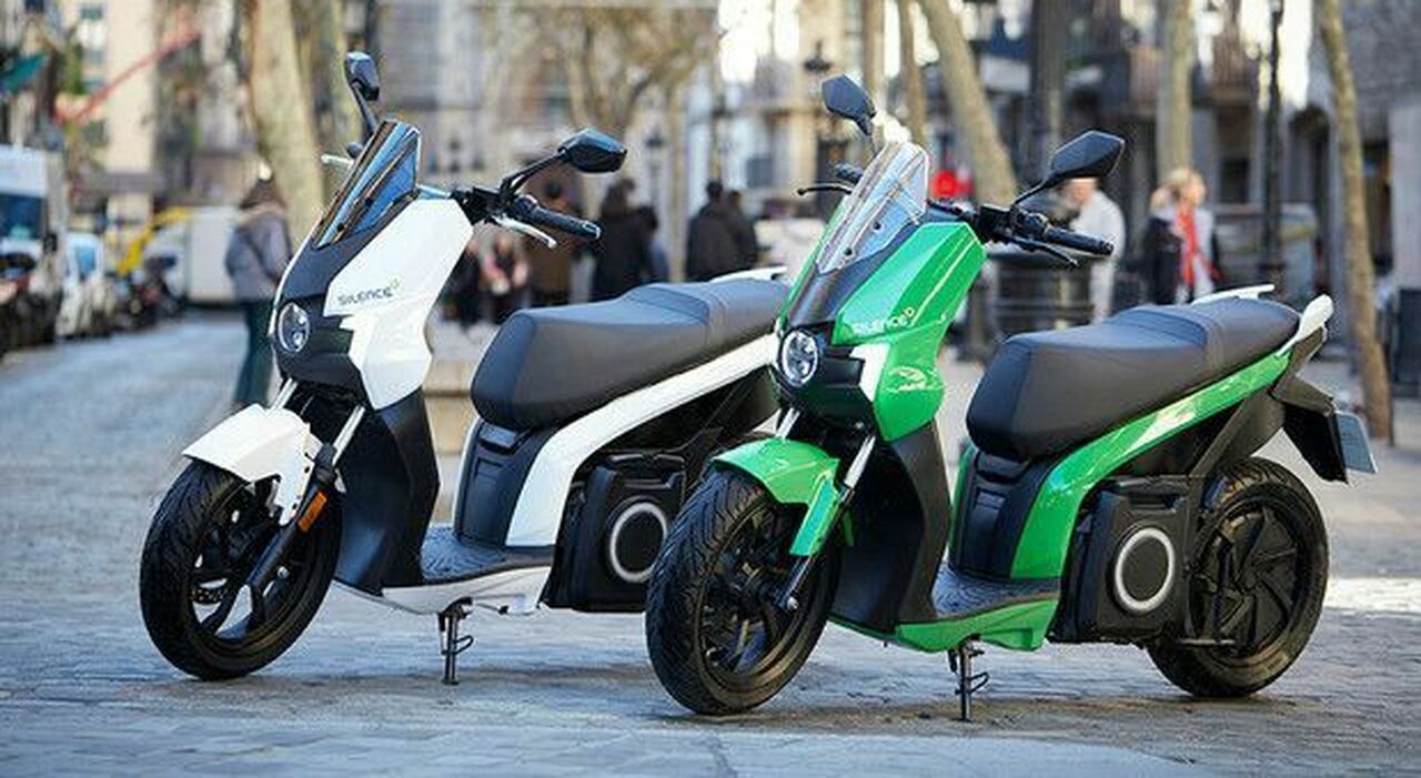 Due scooter elettrici