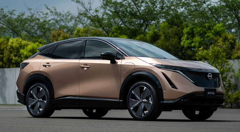 La Nissan Aryia ha uno stile futuristico, autonomia fino a 500 km e prestazioni sportive con uno 0-100 in 5,1 secondi