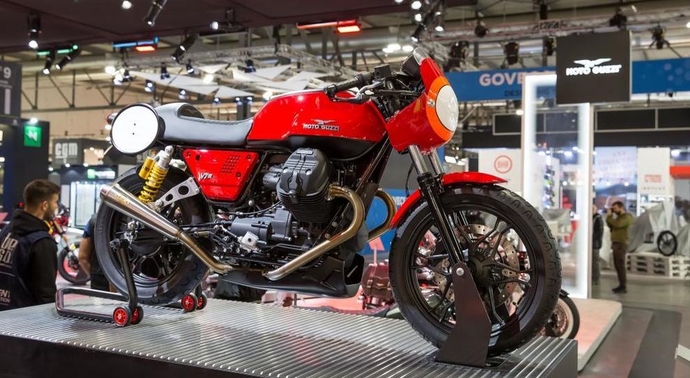La Moto Guzzi V7 III Stone con cui si correrà il Trofeo Fast Endurance