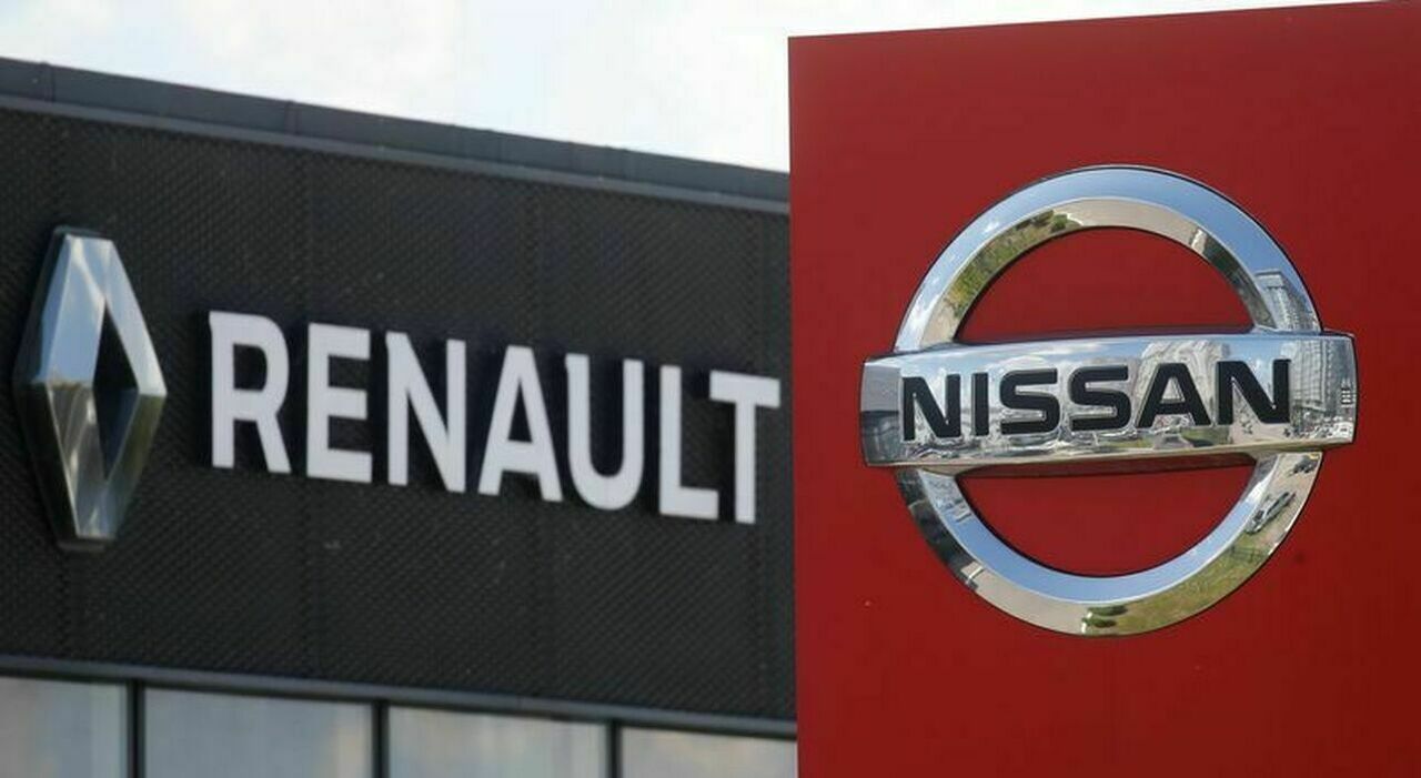 I loghi di Renault e Nissan membri principali dell'Alleanza