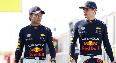 Sparco “veste" il team Red Bull Racing. Il “made in Italy” al vertice del motorsport con Max e Checo per qualità e sicurezza